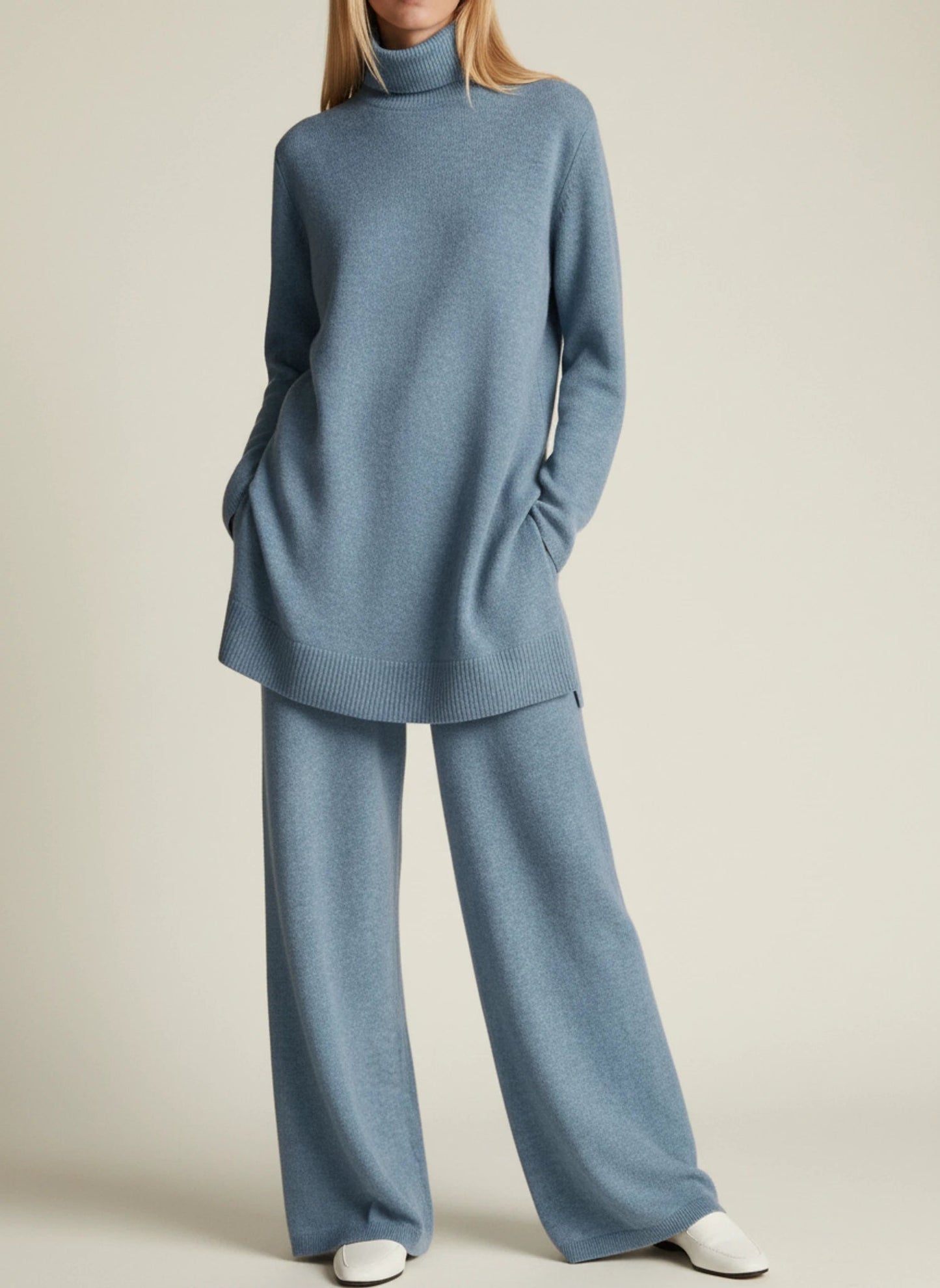 Chic Lounge | Women's Pant Set with Turtleneck Top | Effortless Style for Comfort