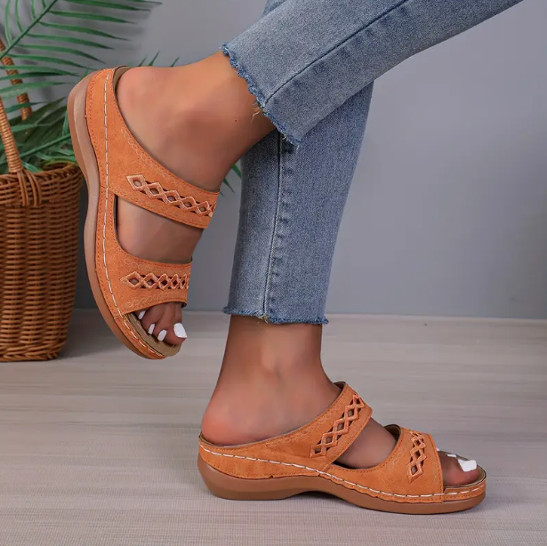 Claire | Sandals for Women with Adjustable Strap | Lightweight & Breathable for Summer Comfort