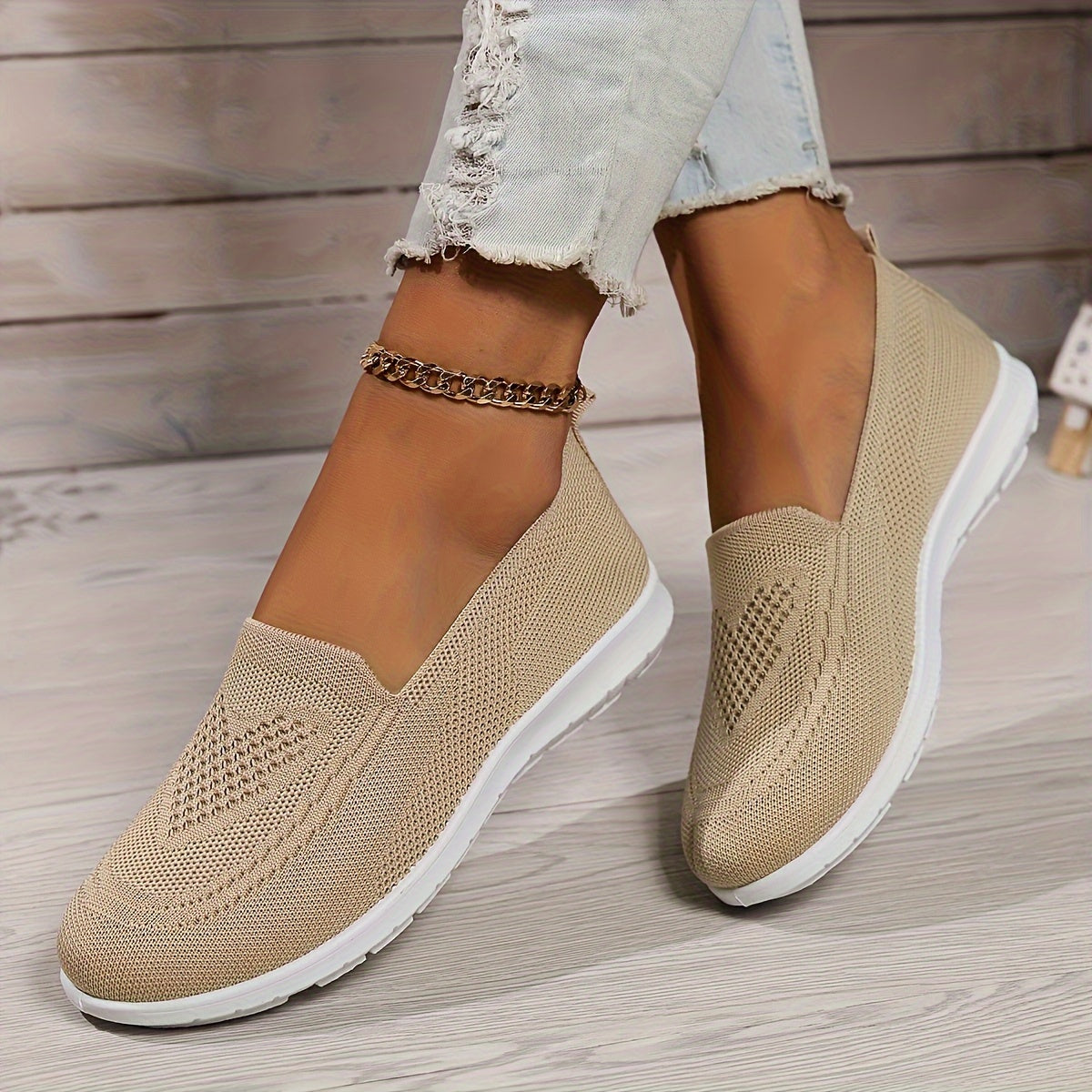 Carla | Women's Breathable Knit Walking Shoes with Slip-On Design | Lightweight & Versatile for All-Day Comfort