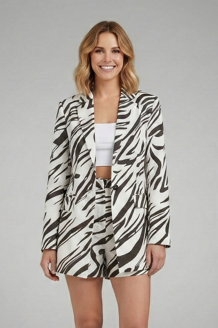 Chic Ensemble | Women's Blazer and Shorts Set with Open Front Design | Stylish Two-Piece Outfit for Effortless Elegance