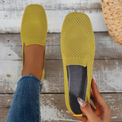 Clara | Black Flats for Women with Cushioned Insole | Slip-On Comfort for Everyday Style