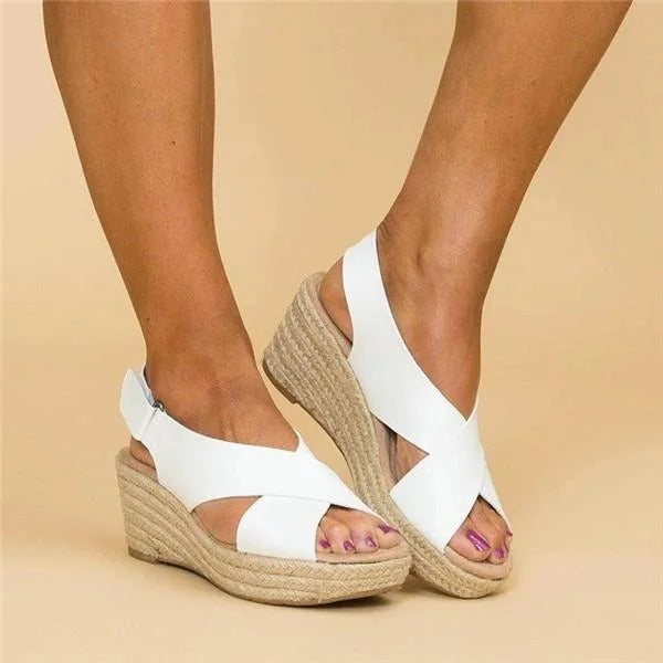 Clara | Women's Sandals with Adjustable Cross Straps | Comfortable Orthopedic Support for All-Day Wear