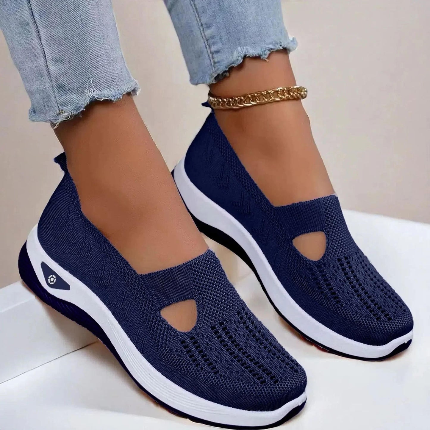 Comfort Fit | Women's Breathable Orthopedic Shoes with Non-Slip Sole | Lightweight Design for All-Day Support