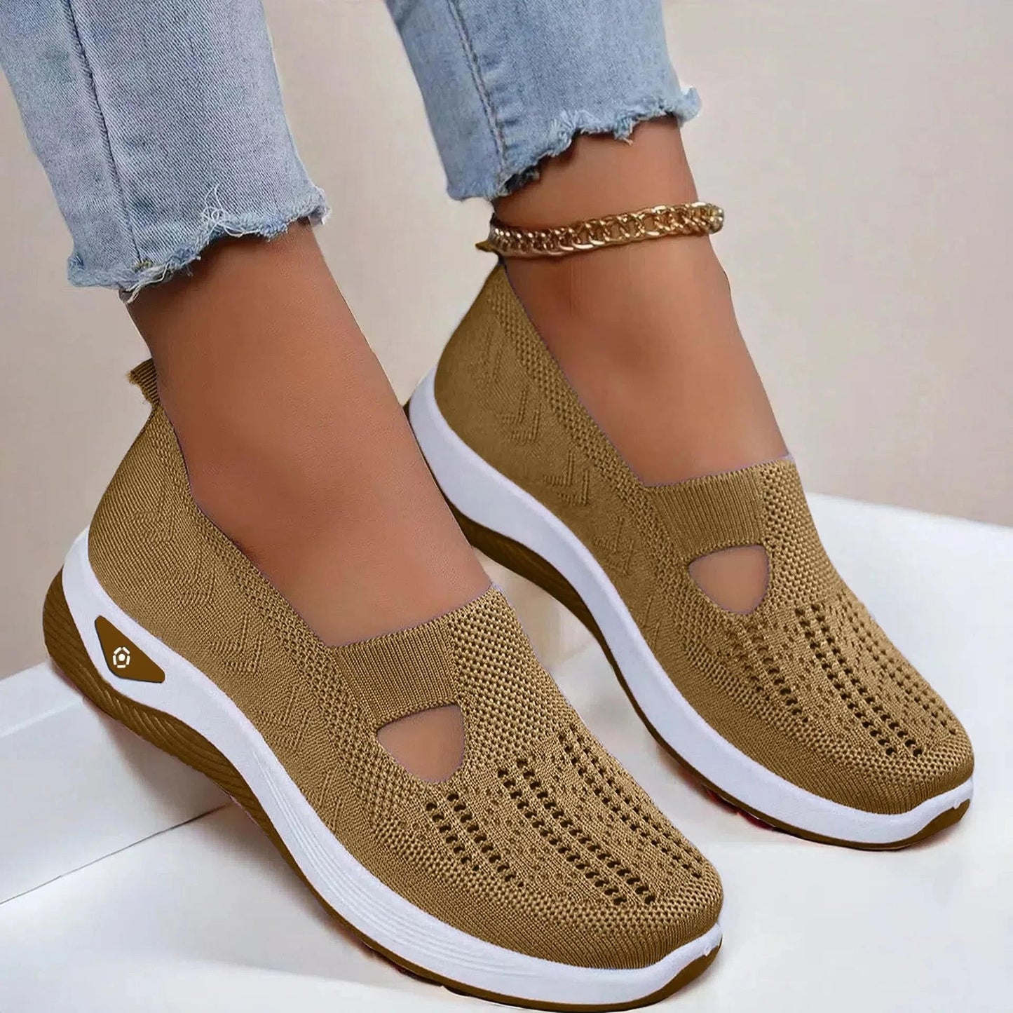 Comfort Fit | Women's Breathable Orthopedic Shoes with Non-Slip Sole | Lightweight Design for All-Day Support