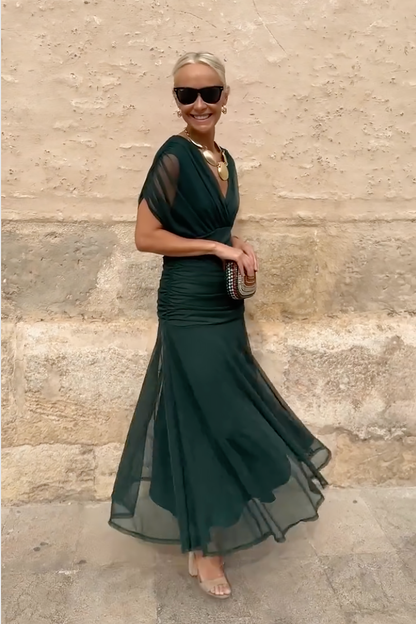 Diana | White Maxi Dress with Figure-Enhancing V-Neckline | Flattering Fit for Effortless Style