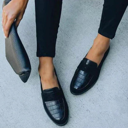 Elegant Comfort | Women's Loafers with Cushioned Insole | Stylish Slip-On Design for All-Day Wear