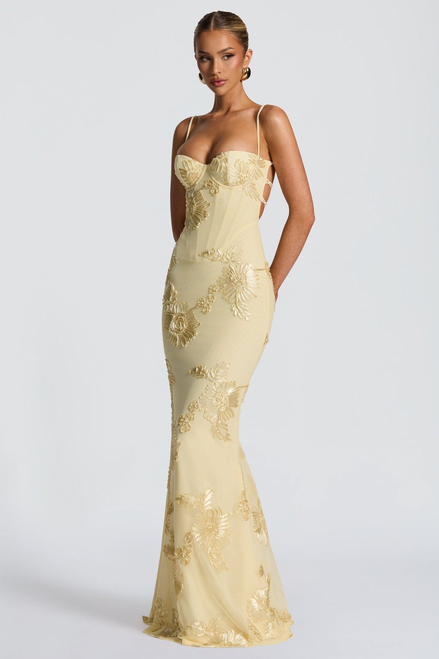 Elegant Floral Maxi Dress | Women's Dress with Sweetheart Neckline & Appliqué Detail for Wedding Guests