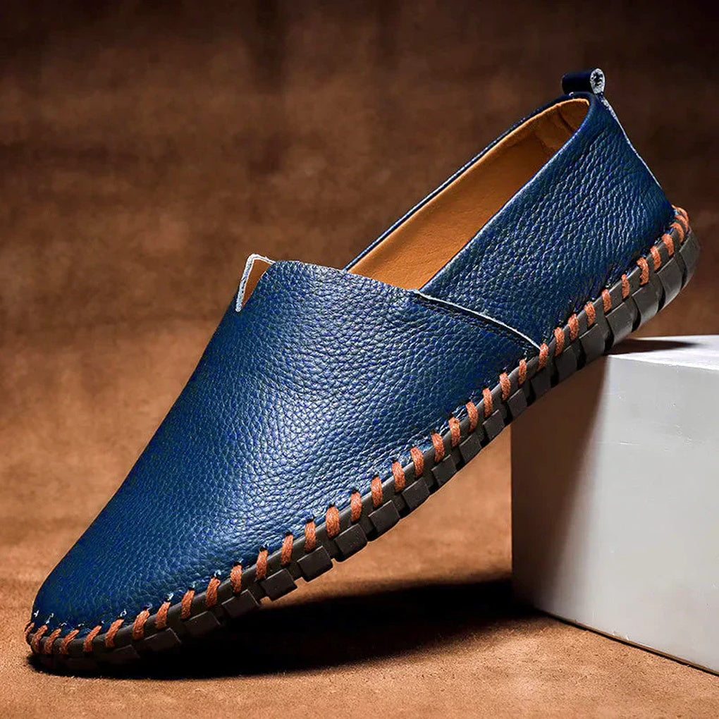 Elegant Loafers | Black Leather Slip-Ons with Cushioned Insole | Comfortable Footwear for Women
