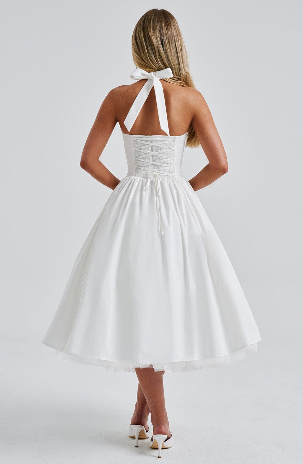 Elegant | Women's Cocktail Dress with Halter Neck Design | Flattering Midi Length for Wedding Guests