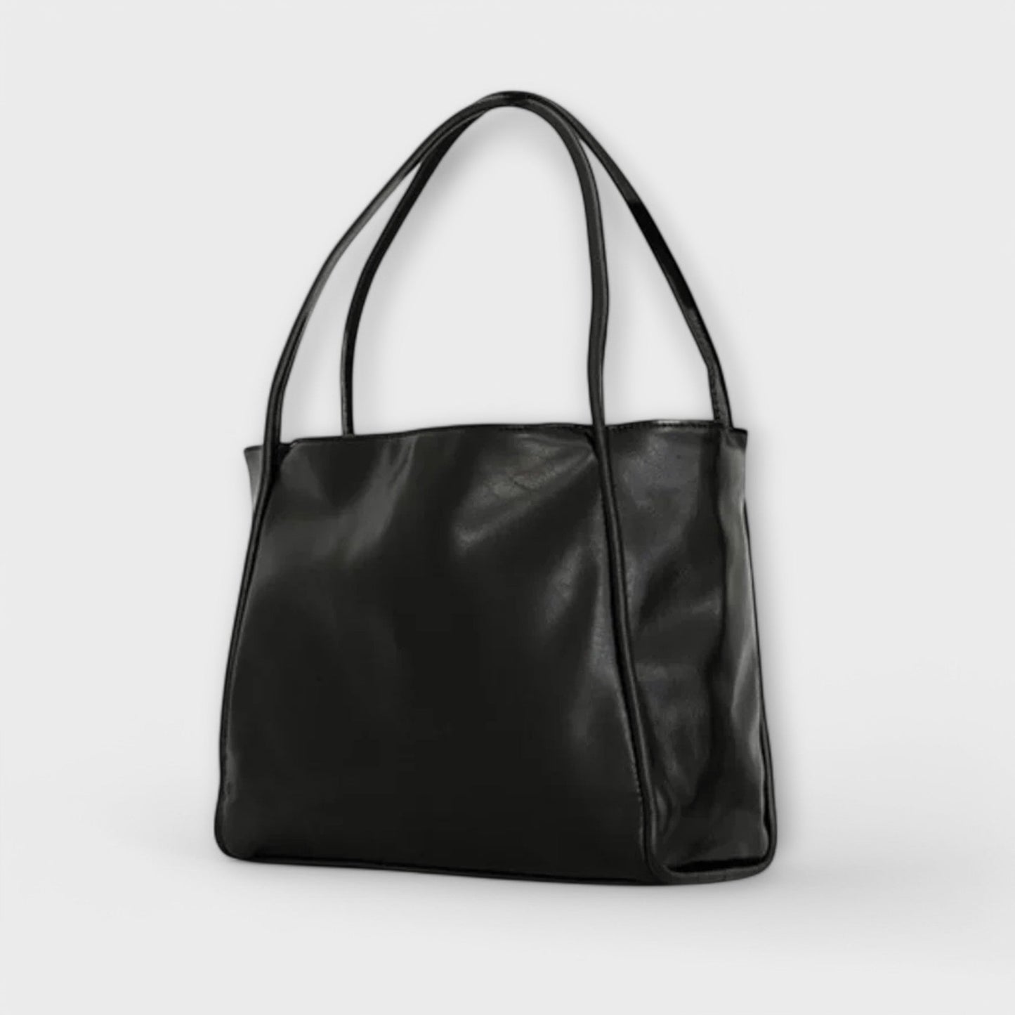 Everyday Elegance | Women's Handbag with Structured Design | Versatile Purses for Summer Outings