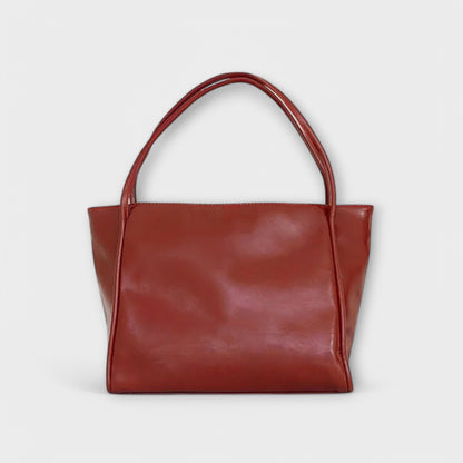 Everyday Elegance | Women's Handbag with Structured Design | Versatile Purses for Summer Outings