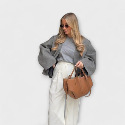 Everyday Elegance | Women's Handbag with Structured Design | Versatile Style for Daily Use