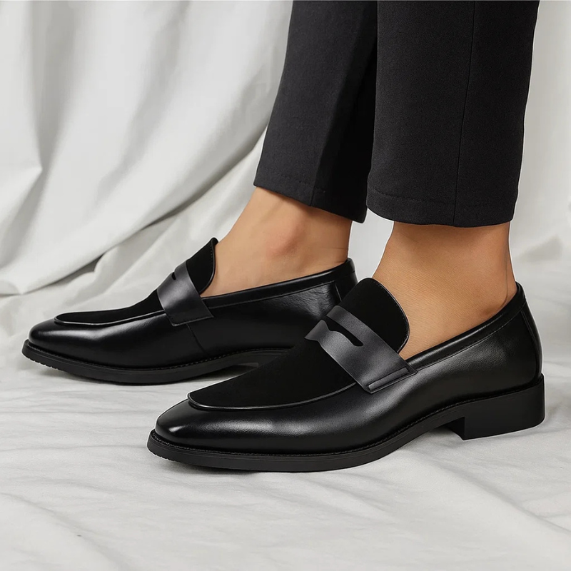 Marco | Black Loafers with Cushioned Footbed | Elegant Comfort for Everyday Wear