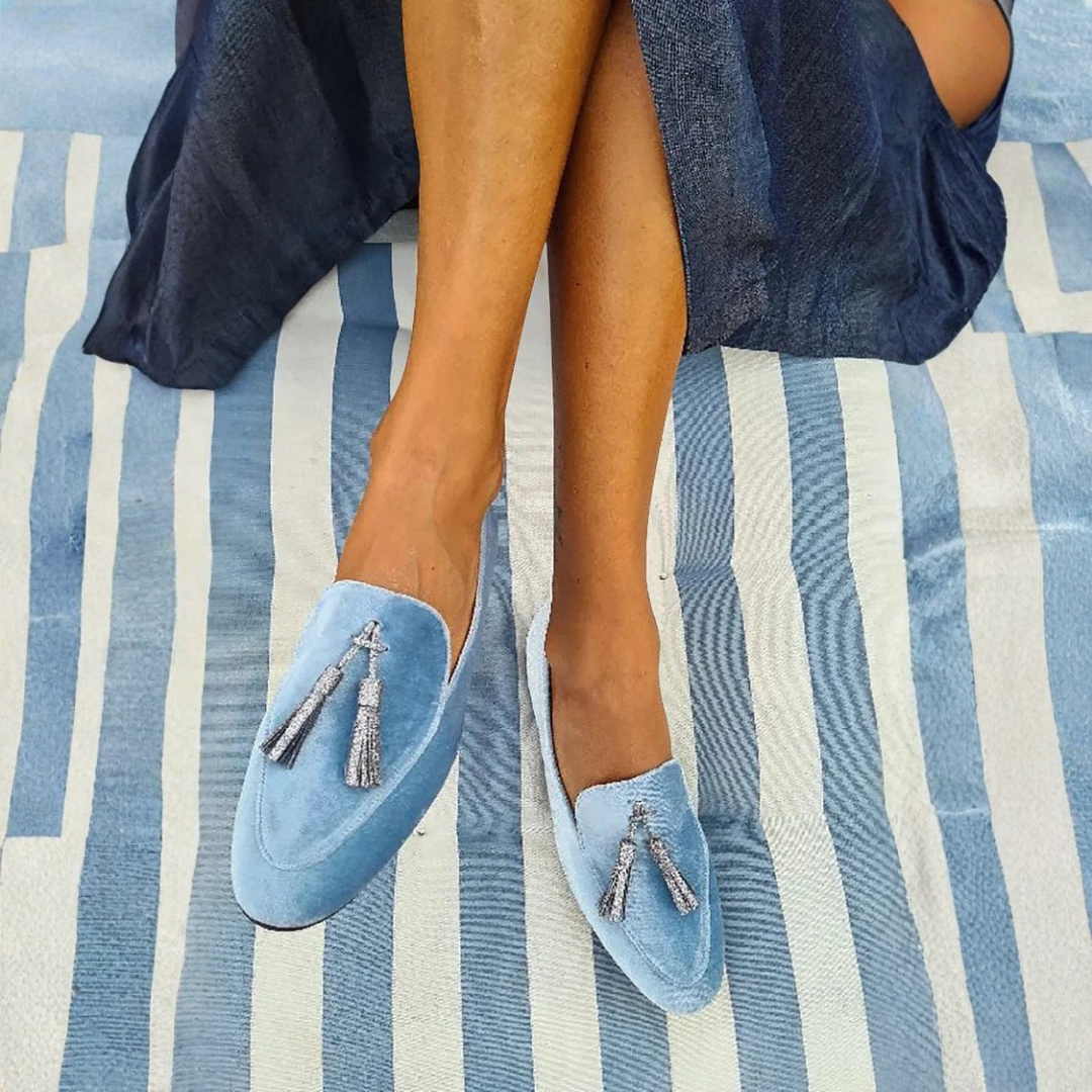 Elegant Women's Slippers with Silver Tassels | Chic Slip-On Design for Stylish Comfort