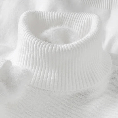 Merino Wool Turtleneck Sweater — Ribbed Collar & Soft Lining 4