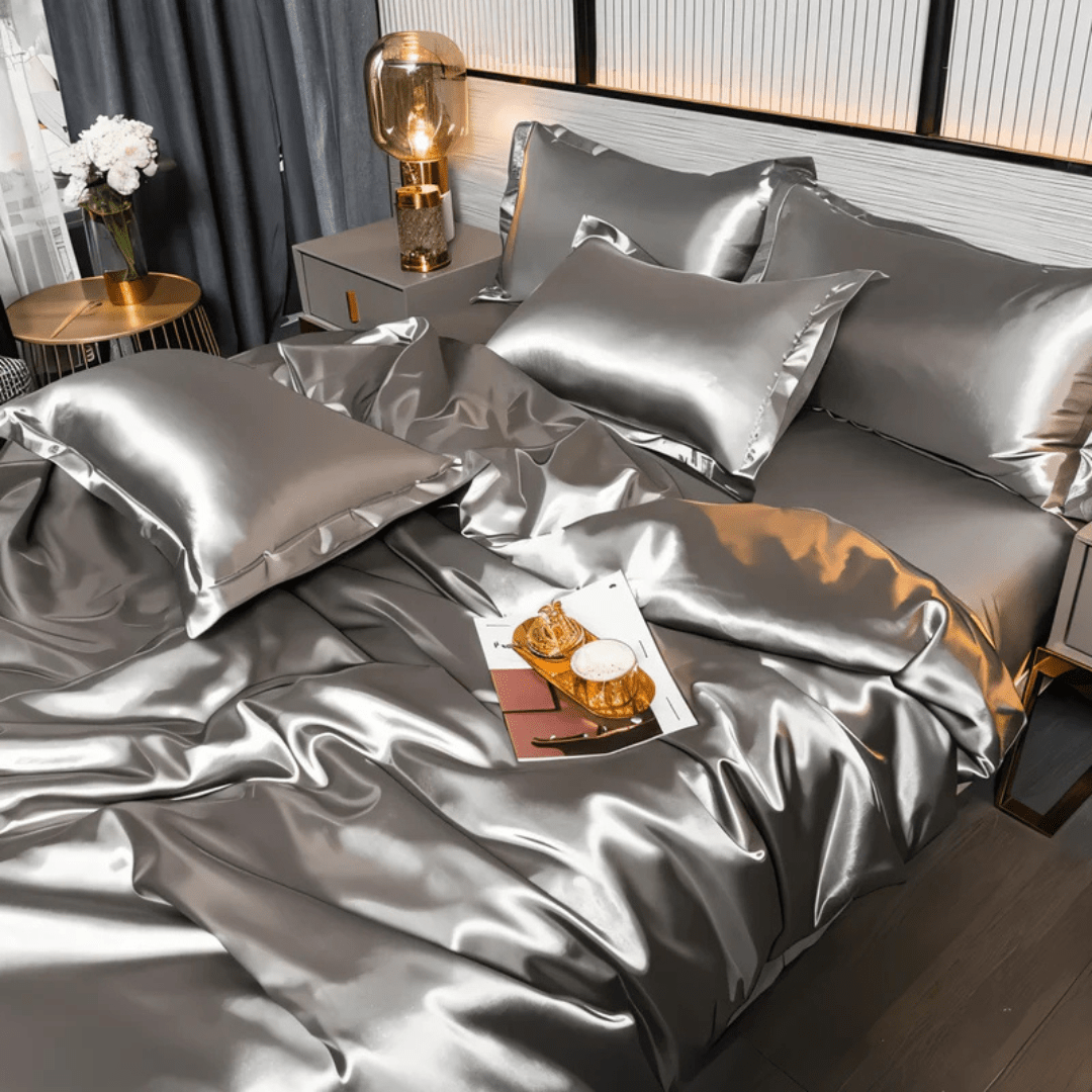 Silk-Feel Bedding Set — Duvet Cover, Sheet & Pillowcases 2